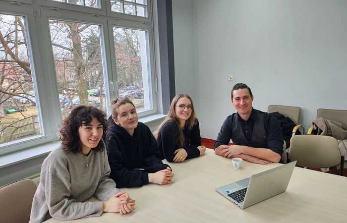 Representatives of Carinthia University of Applied Sciences visit the MUG