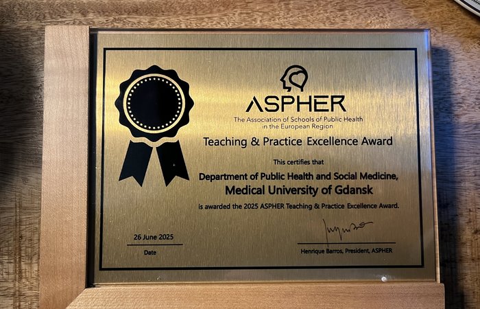 ASPHER awards presented to the MUG